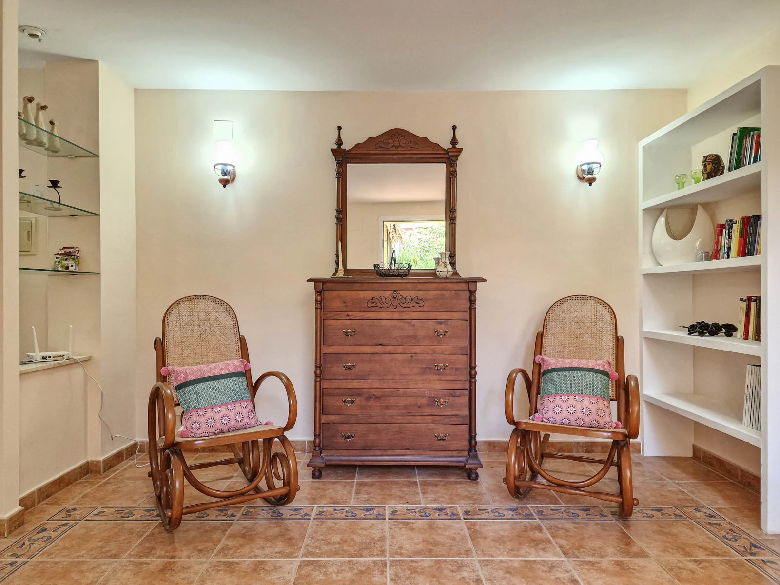 SUMMER RENTAL APARTMENT WITH PRIVATE POOL