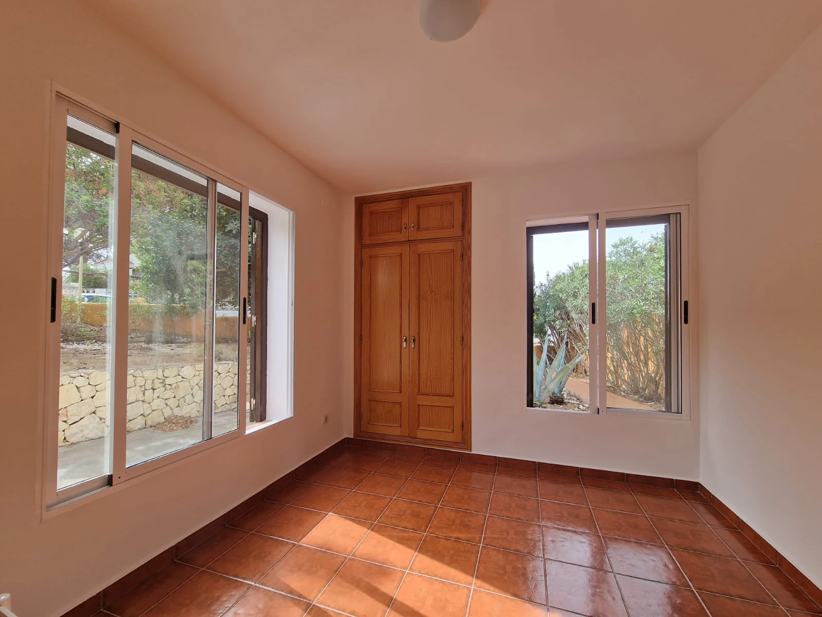 LONG TERM RENTAL MORAIRA.