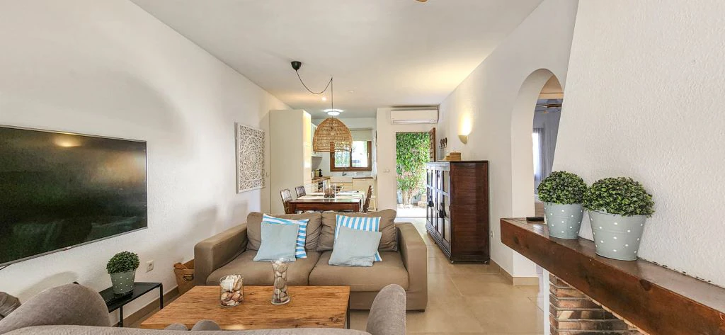 HOLIDAY RENTAL