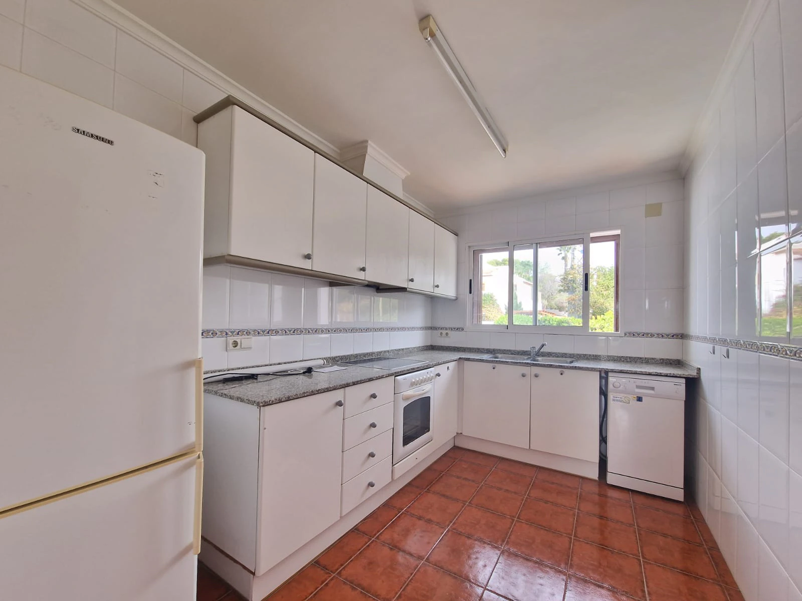 LONG TERM RENTAL MORAIRA.