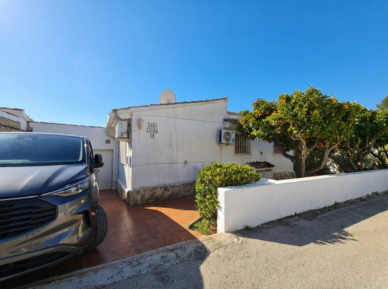 CASA LUCHA - MORAIRA