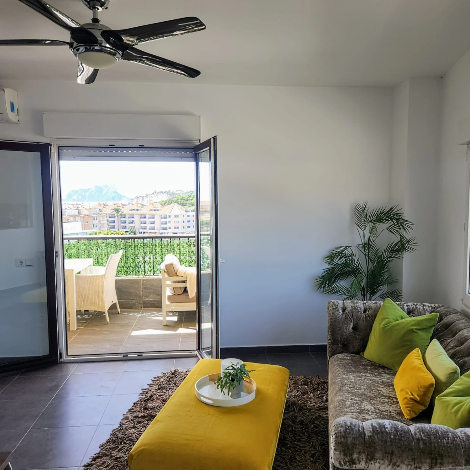 HOLIDAY RENTAL APARTMENT MORAIRA