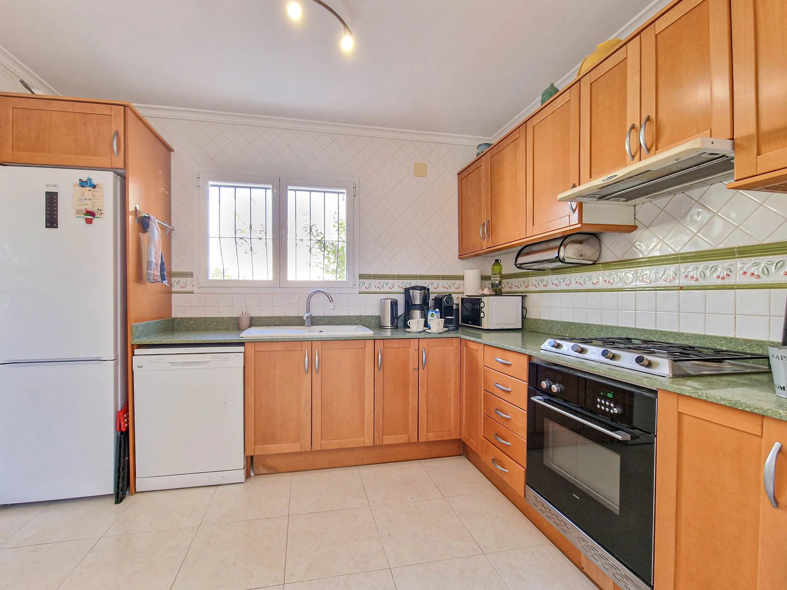 SUMMER HOLIDAY RENTAL