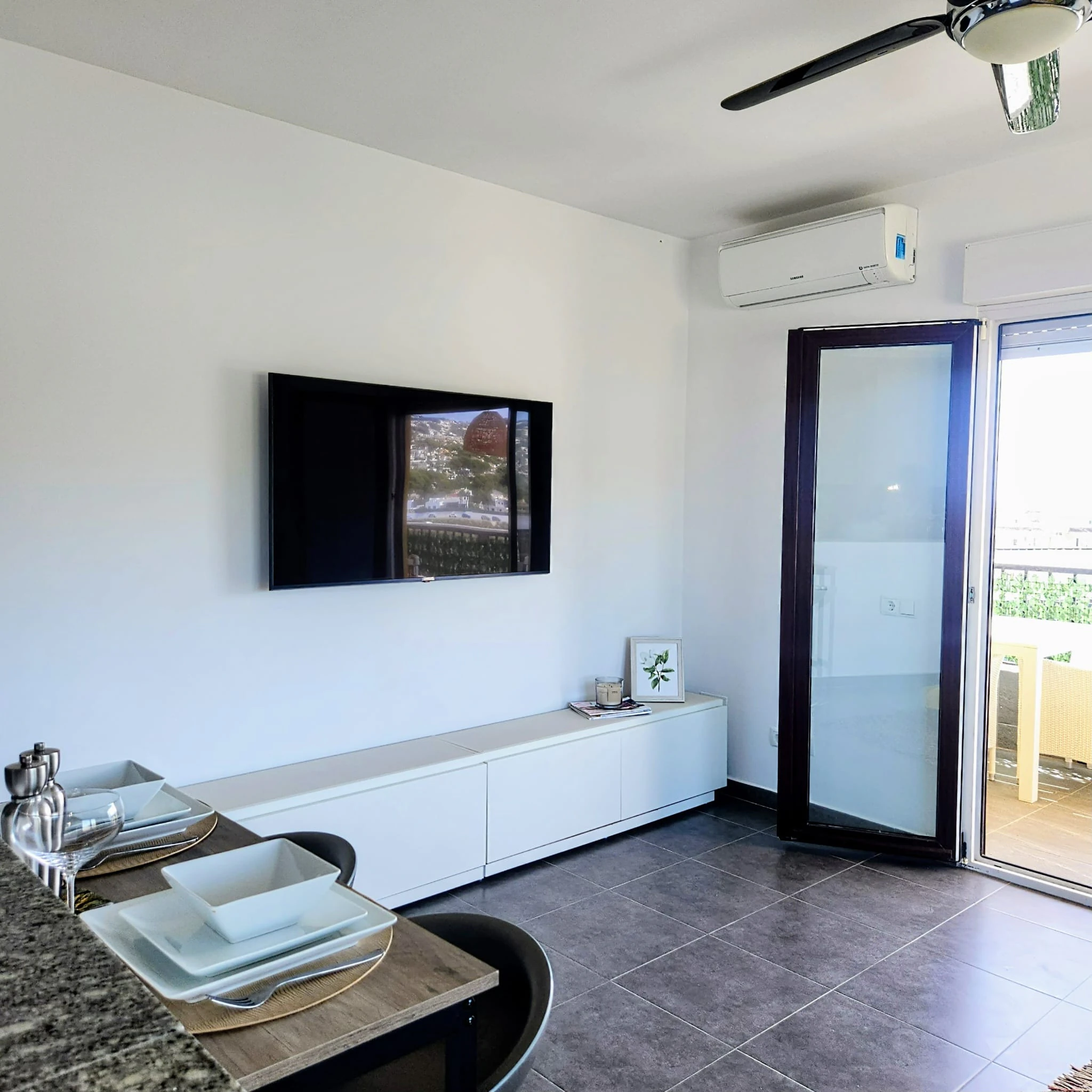 HOLIDAY RENTAL APARTMENT MORAIRA