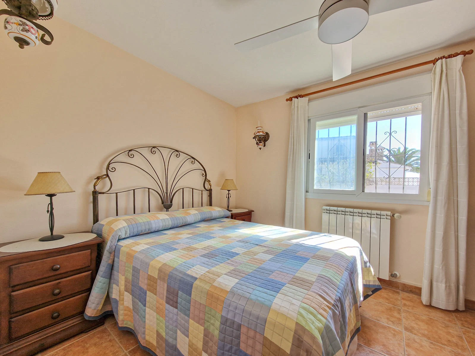 SUMMER RENTAL APARTMENT WITH PRIVATE POOL