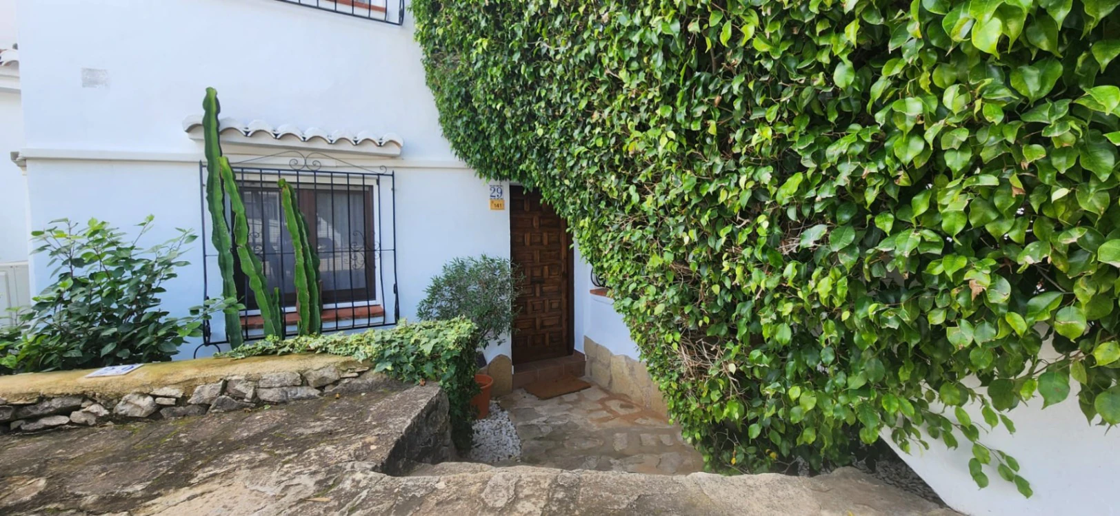 HOLIDAY RENTAL