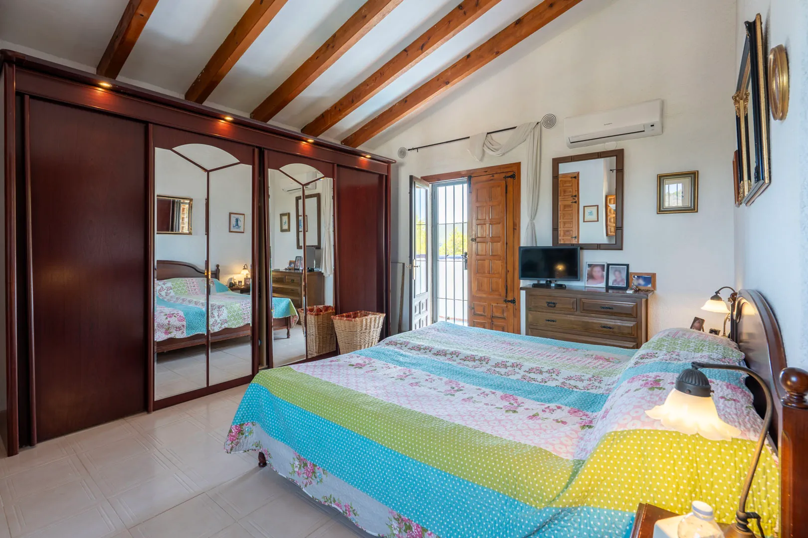 Villa traditionnelle avec vue sur la mer et totale intimité à Jávea