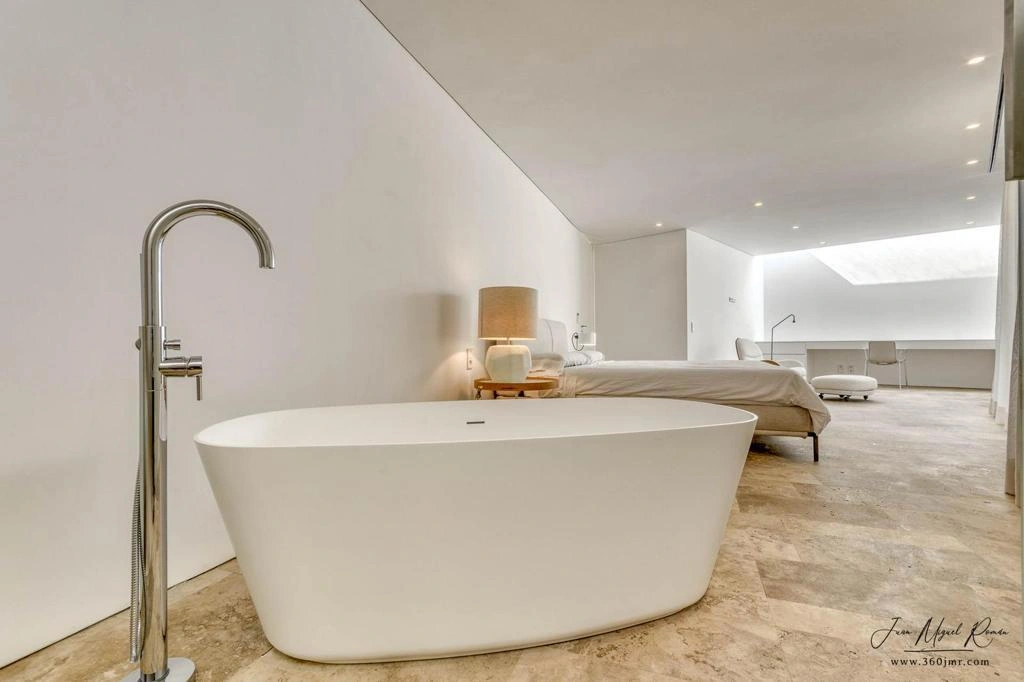 Preciosa villa moderna con un diseño único en venta en Benissa