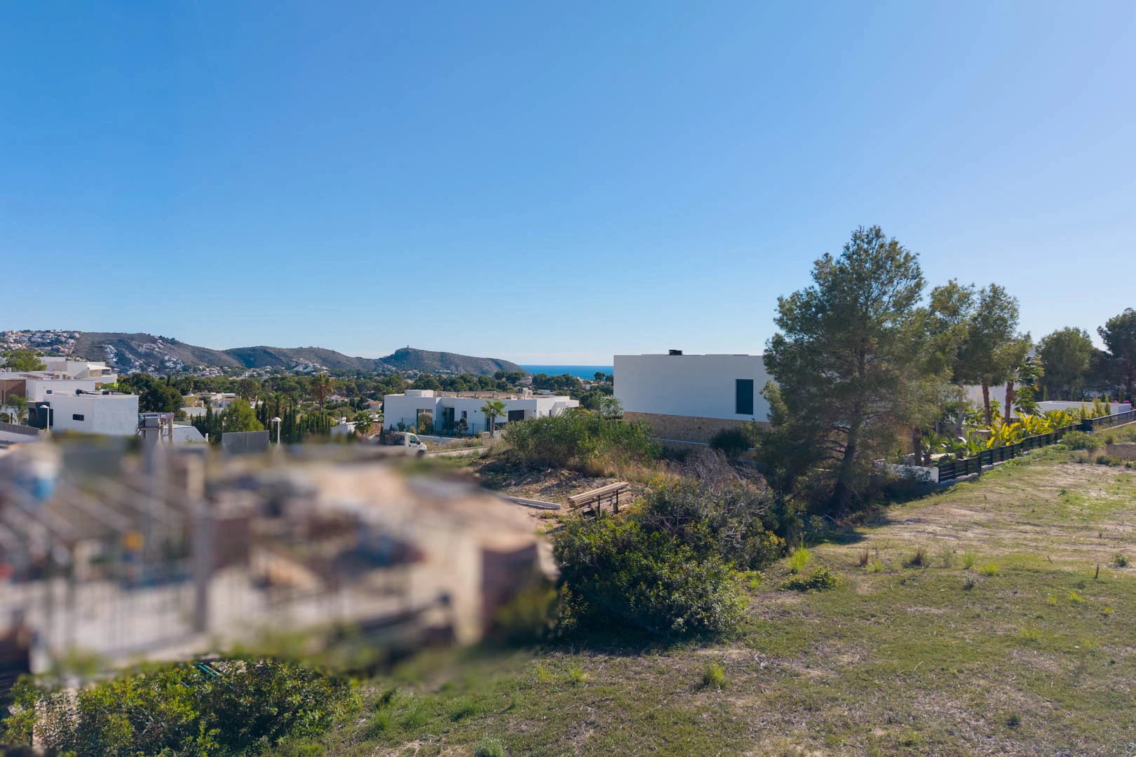 AR62804 - Terreno urbano pianeggiante in vendita a Moraira con vista aperta sulla valle e vista parziale sul mare.