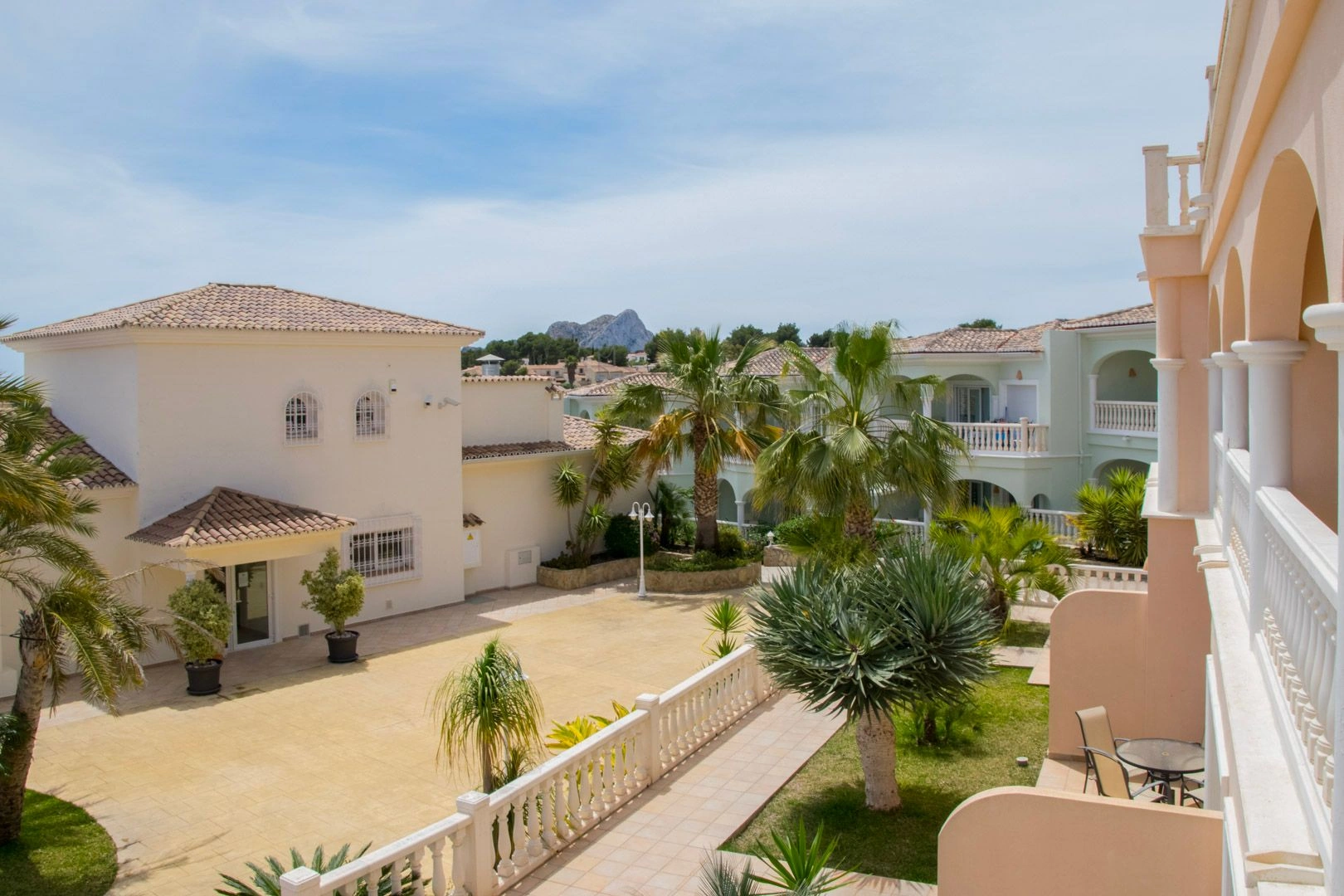 Appartamento con vista mare in vendita in un resort di lusso a La Fustera, Benissa