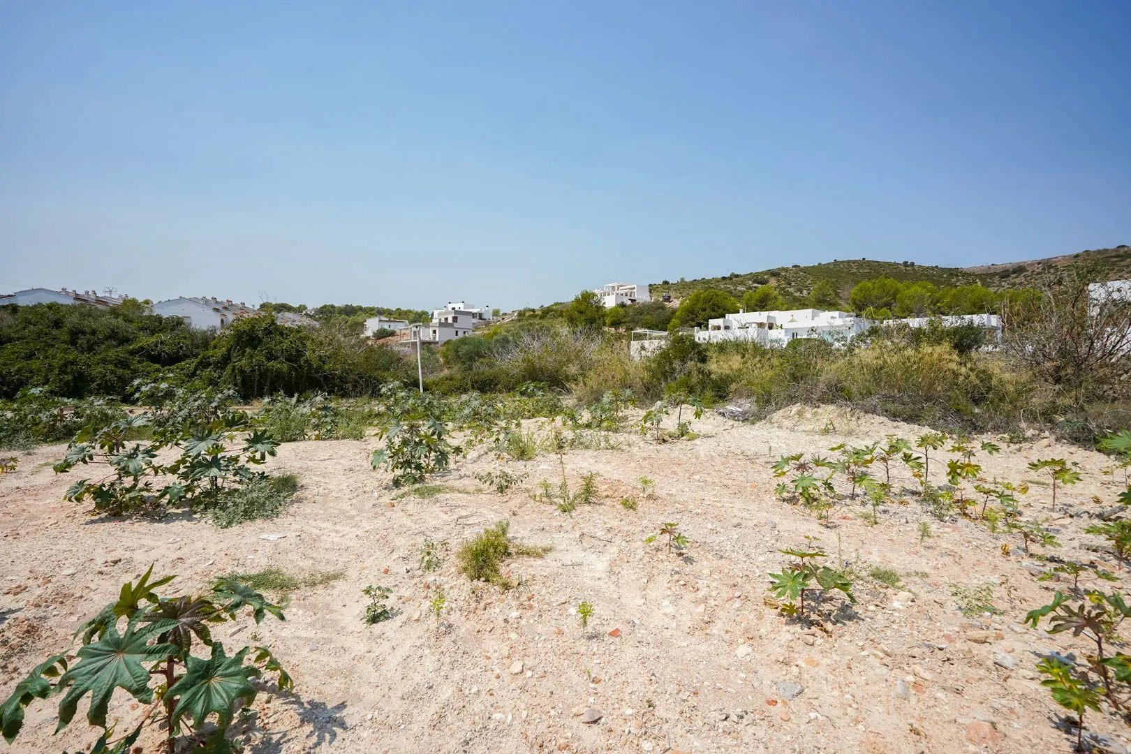 Terrain plat avec vues dégagées à vendre à Racó de Nadal, Benitachell.
