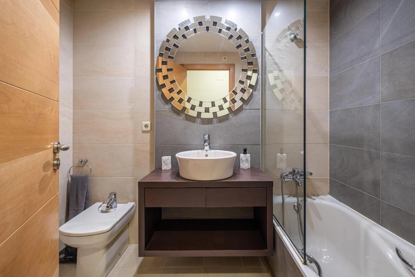 2-bedroom apartment for sale in Javea in urbanization with pool and garden