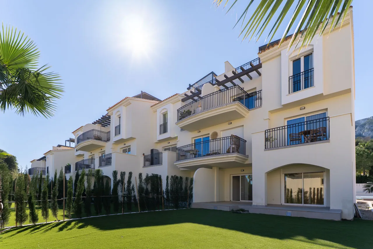 Apartamento planta baja a la venta en Dénia