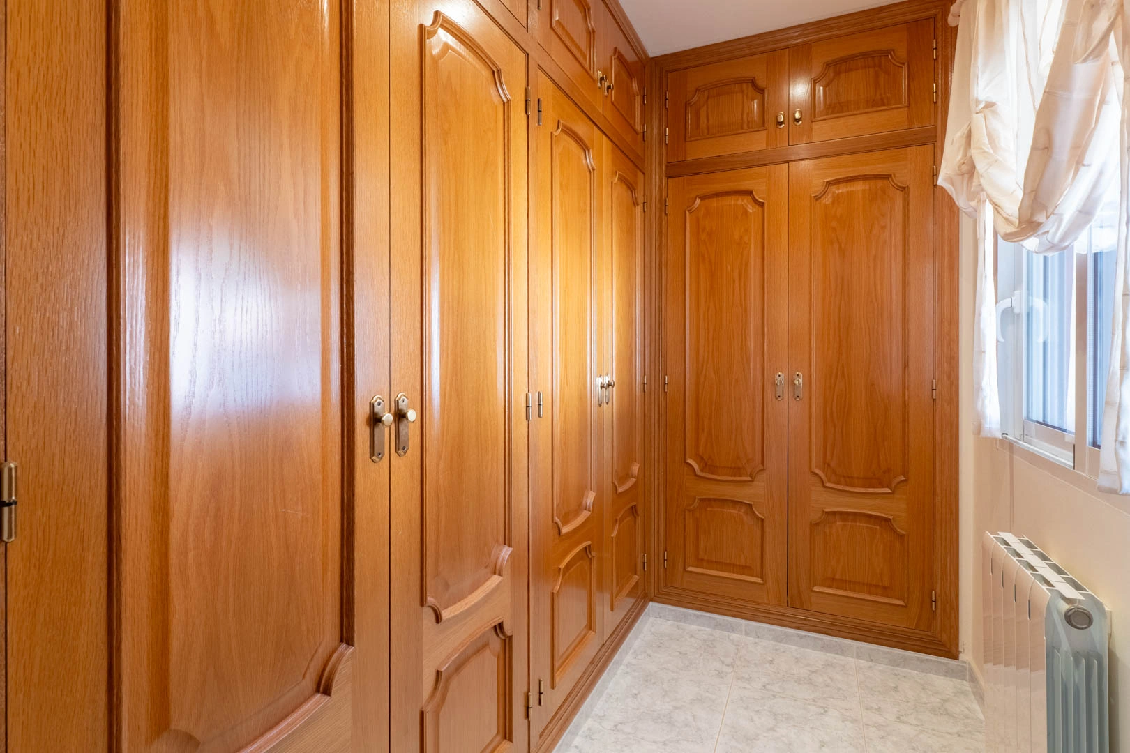 Villa de estilo mediterraneo a la venta en Jalon