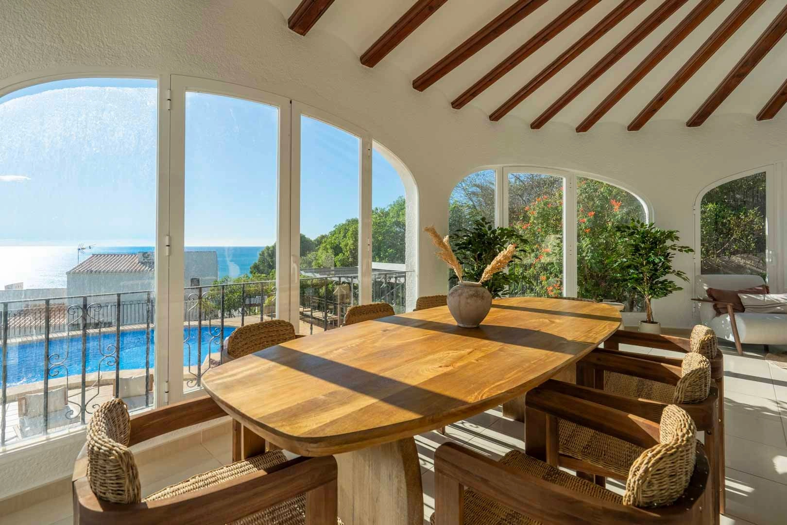 Traditionele villa met schitterend uitzicht op zee te koop in Ambolo, Jávea