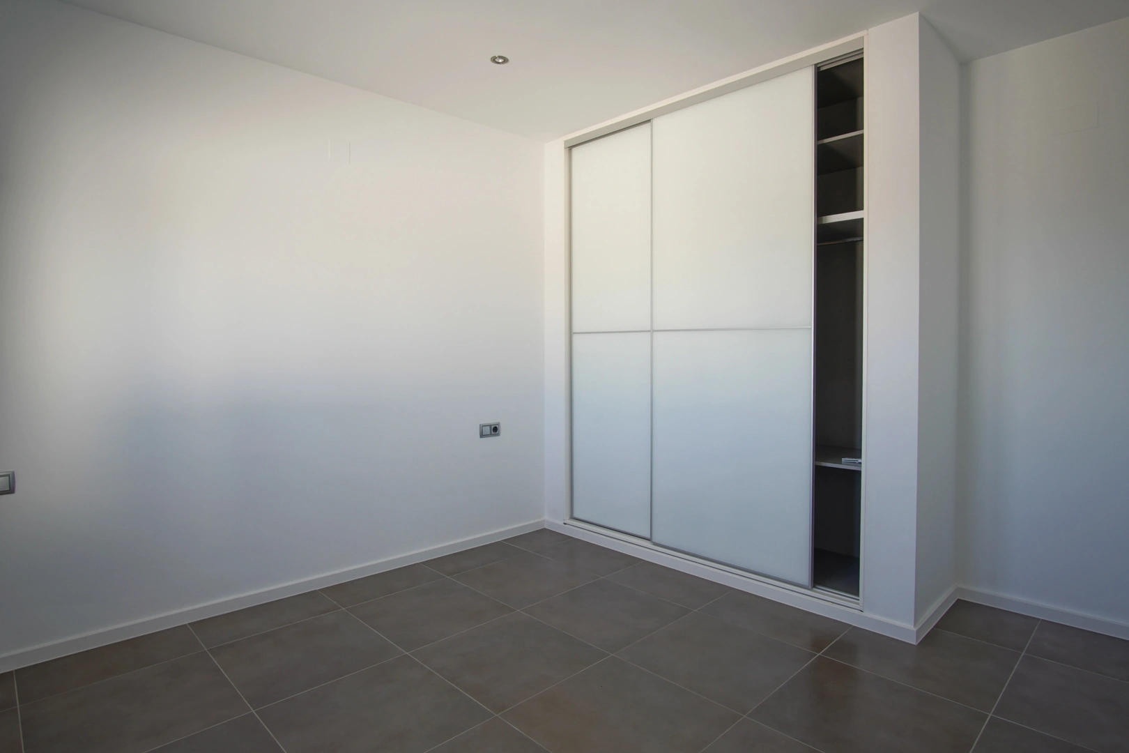 Villa tradicional mediterranea con vistas panoramicas al mar a la venta en Moraira.