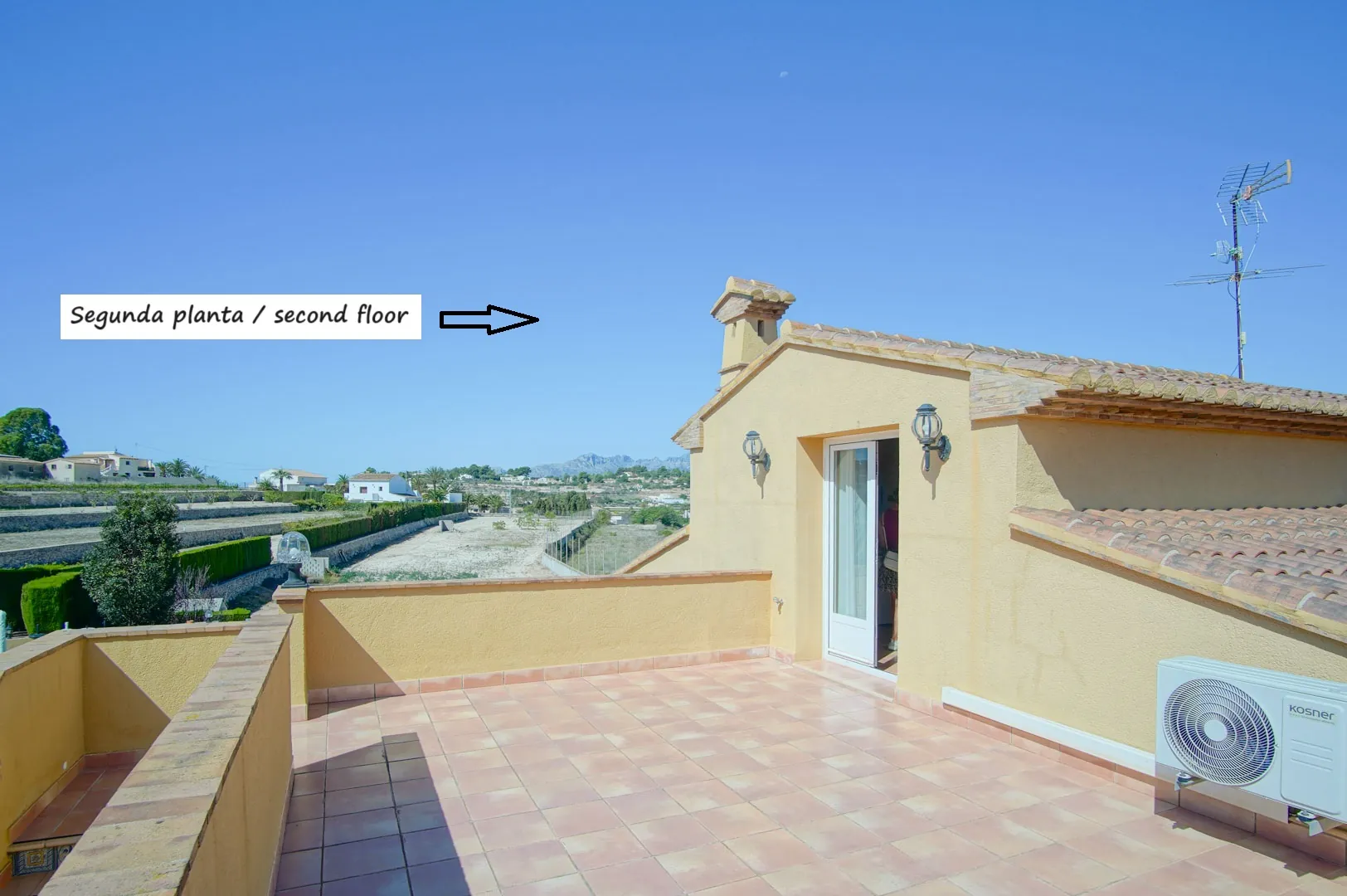 Villa con 3 casas de invitados en venta en Benissa