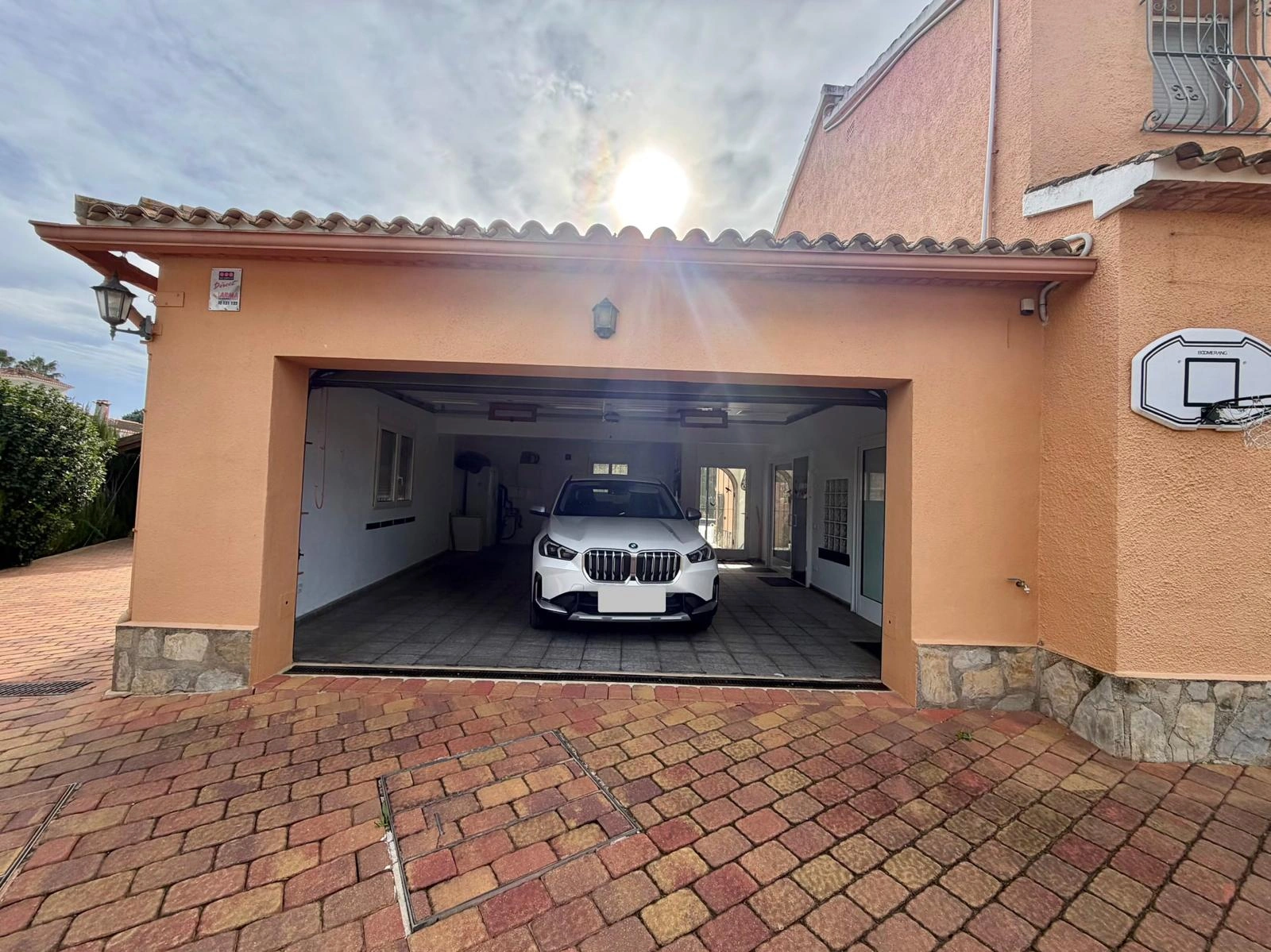 Villa de Ensueño en venta, en Plena Naturaleza con Apartamento de Invitados