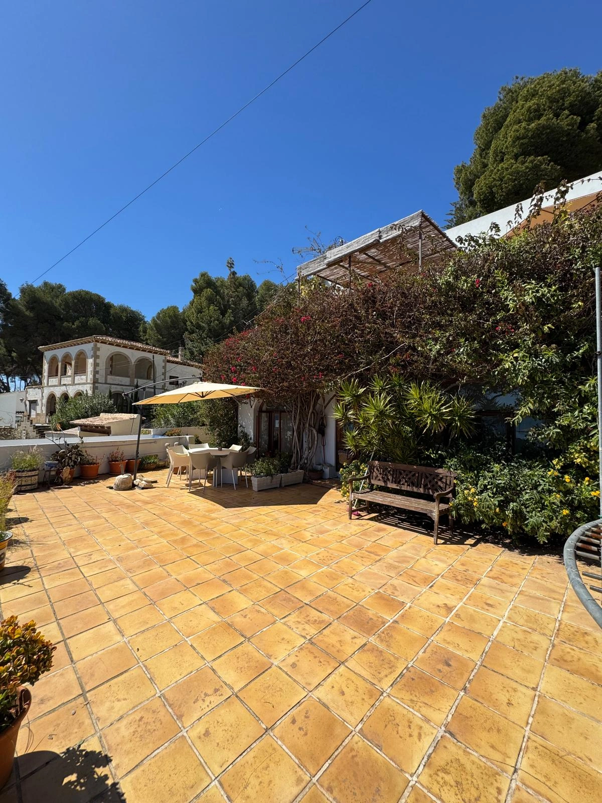 Se vende casa independiente en el puerto de Javea
