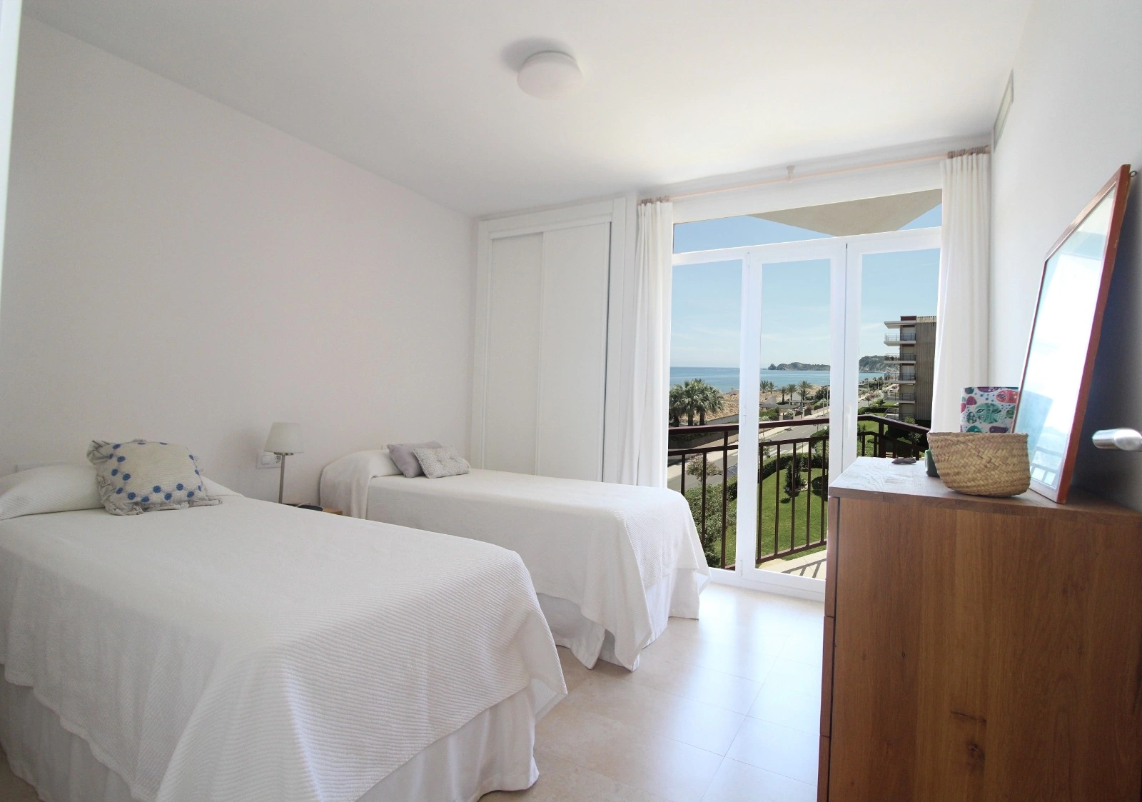 Schöne Wohnung zur Miete in Javea mit Meerblick