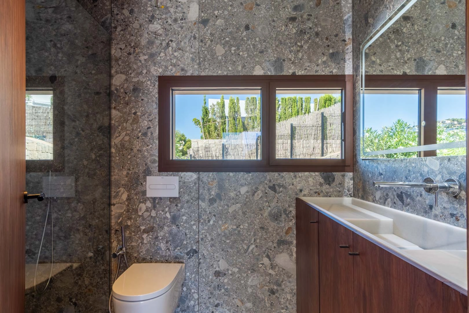 Exclusiva villa moderna cerca de la playa de La Fustera