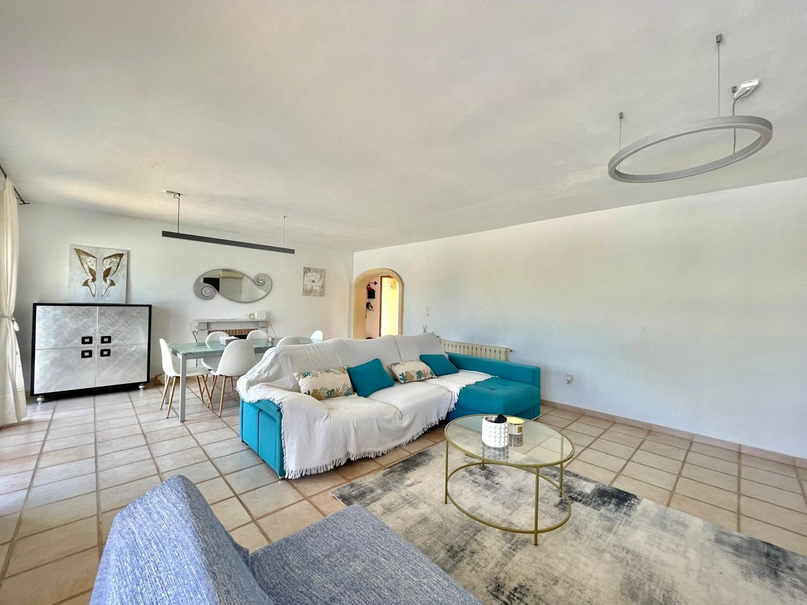 Villa avec 4 chambres à vendre à Dénia, proche des commerces et du centre-ville.