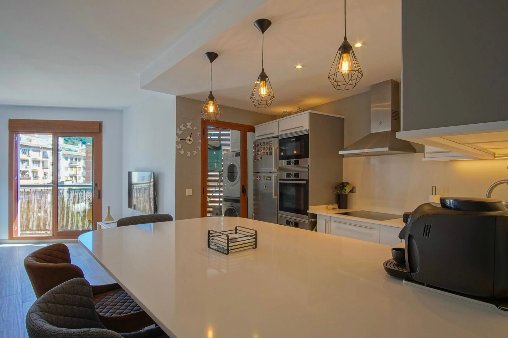 Penthouse rénové avec vue sur la mer à vendre au centre de Jávea