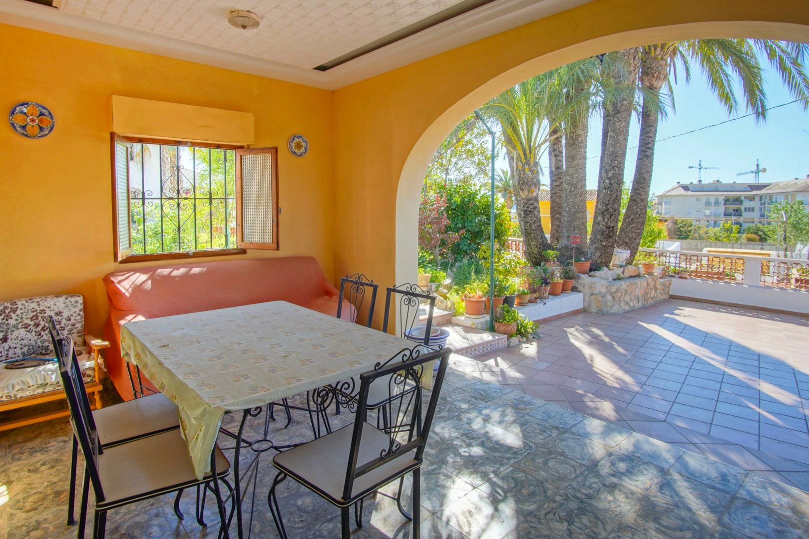 Villa avec vue sur la mer à quelques minutes du port de Javea.