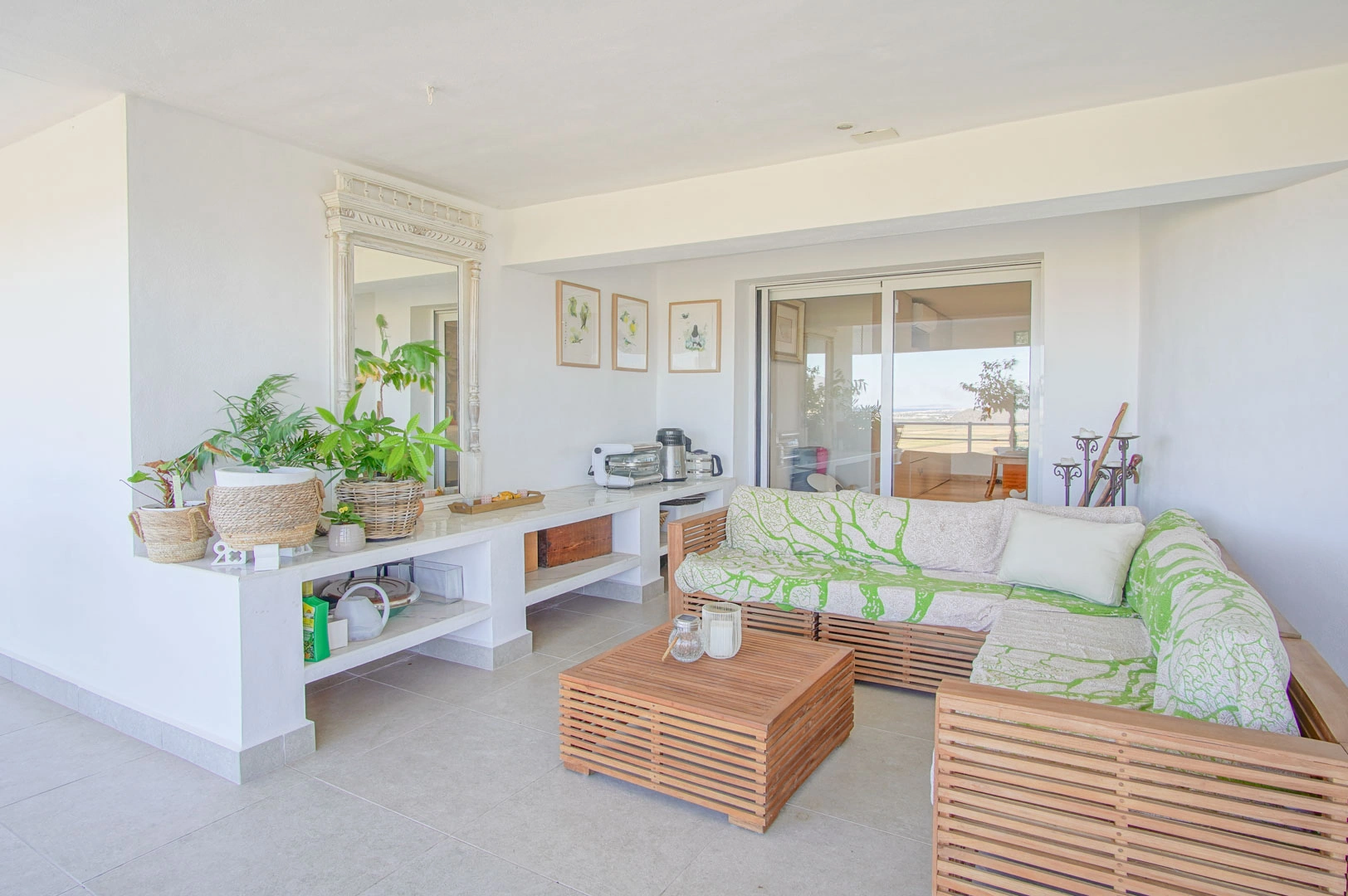 Villa con vistas al mar a la venta en Monte Pego