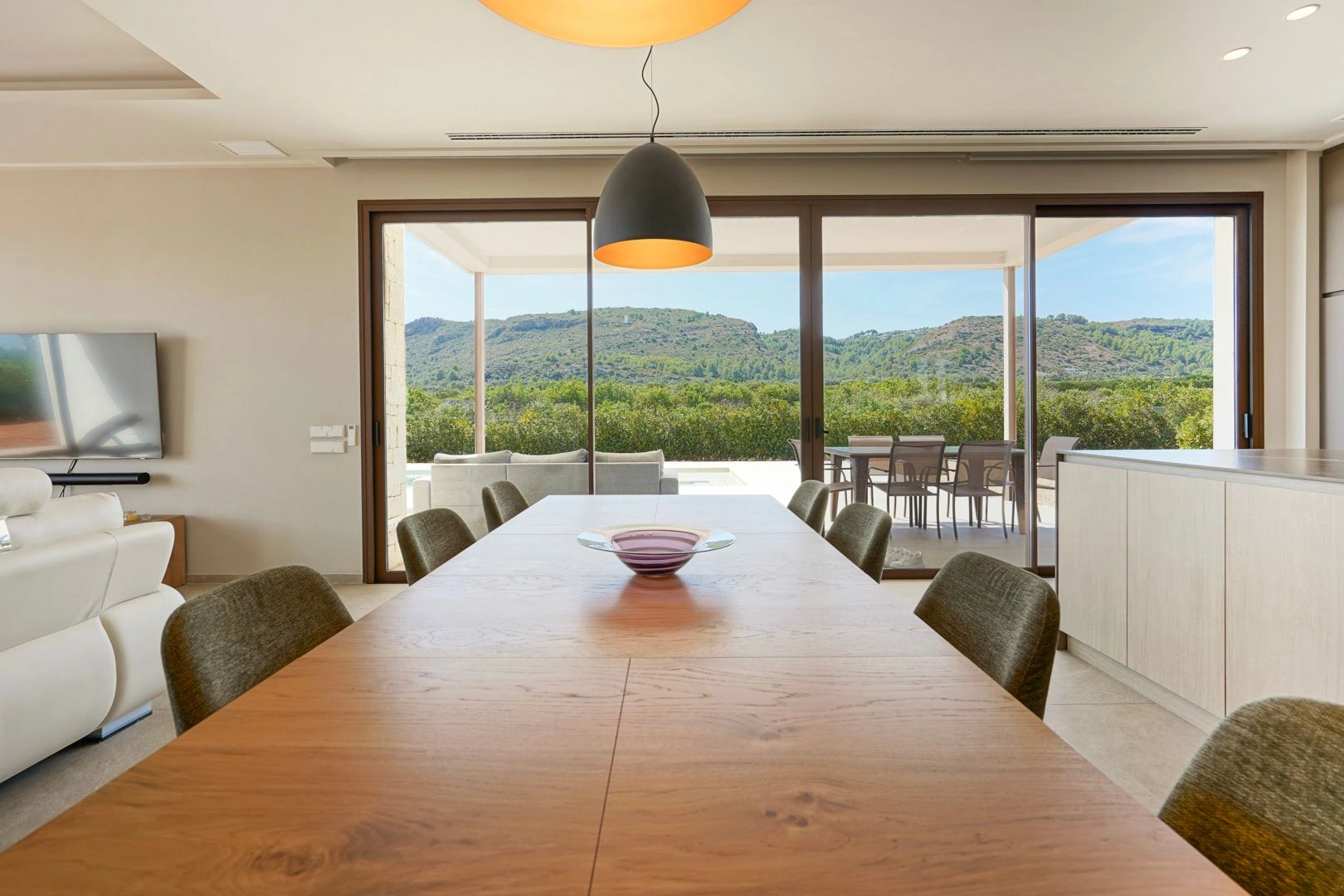 Villa moderna en gran parcela en venta en Beniarbeig