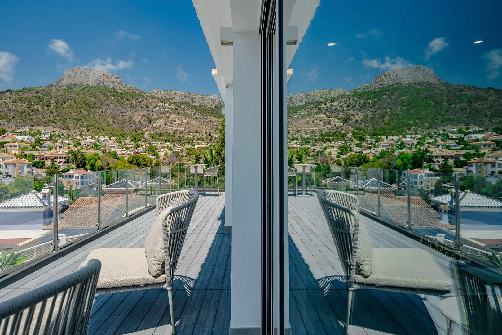 Villa met uitzicht op zee te koop in Calpe