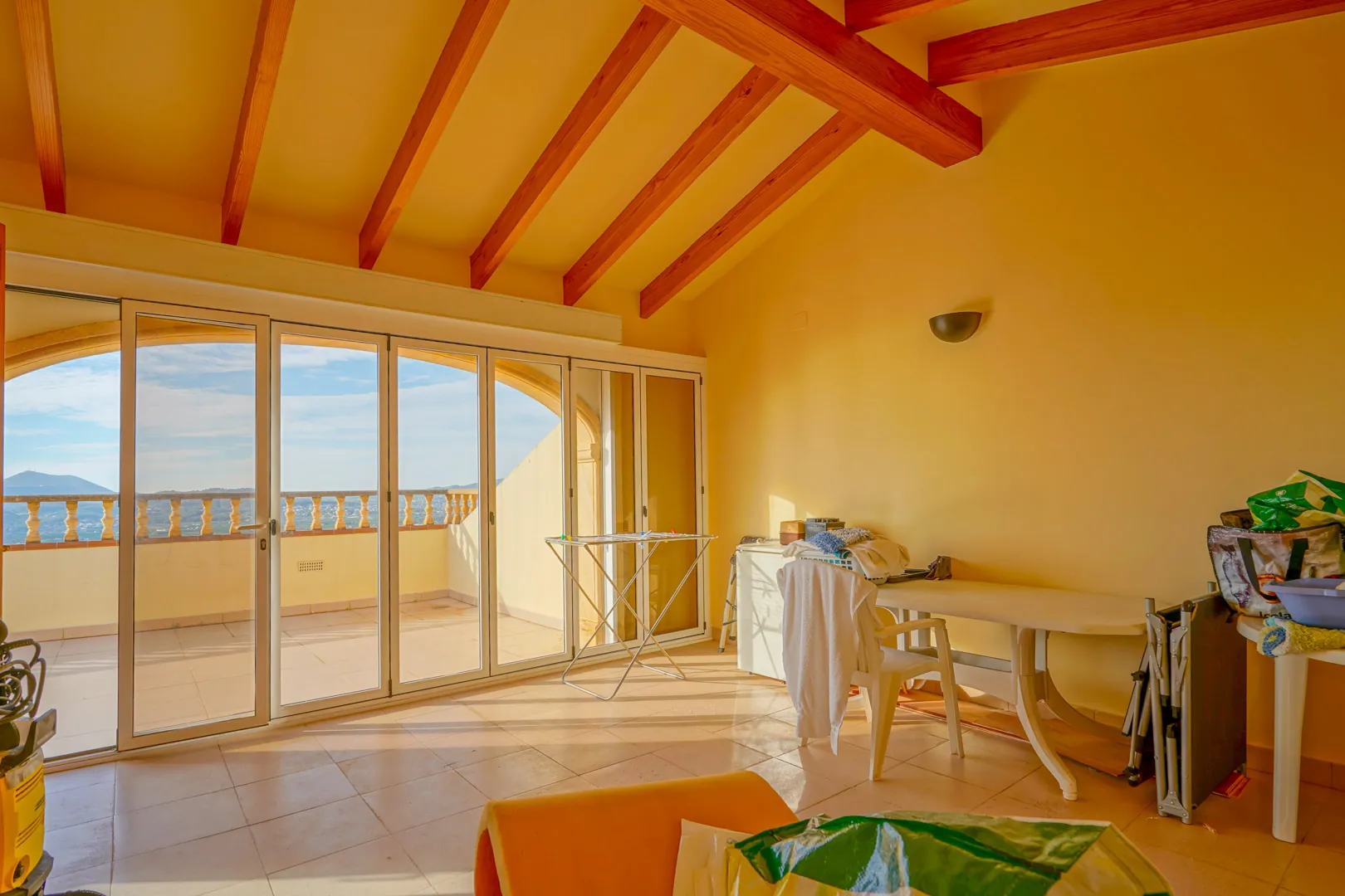 Villa met prachtig uitzicht op zee te koop in La Corona, Jávea