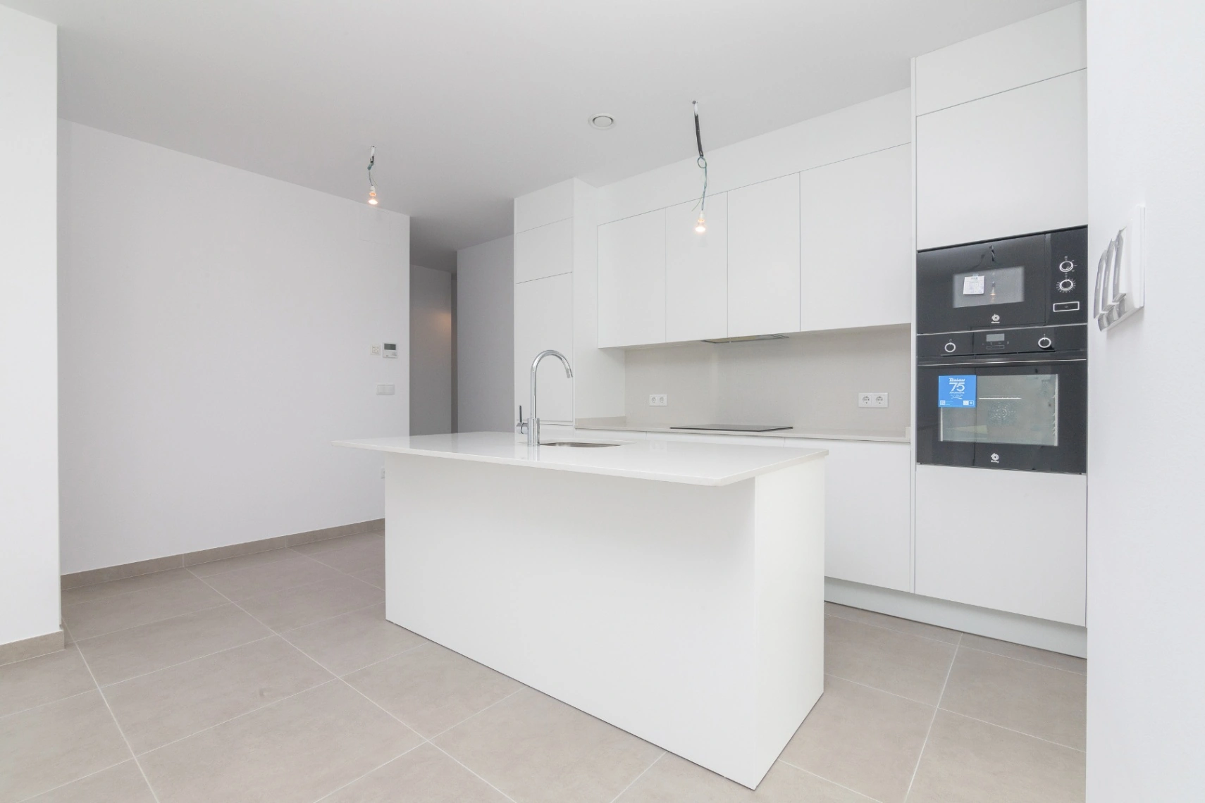 Villa moderna en venta en Polop