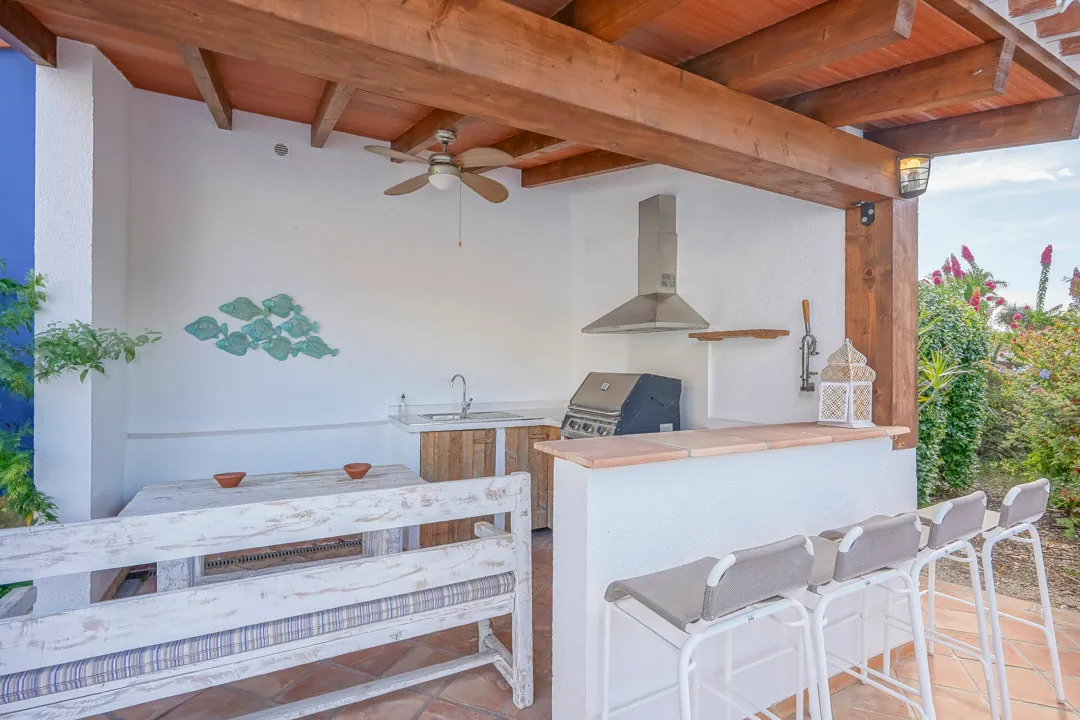 Preciosa villa de una sola planta en venta en el Montgo, Javea