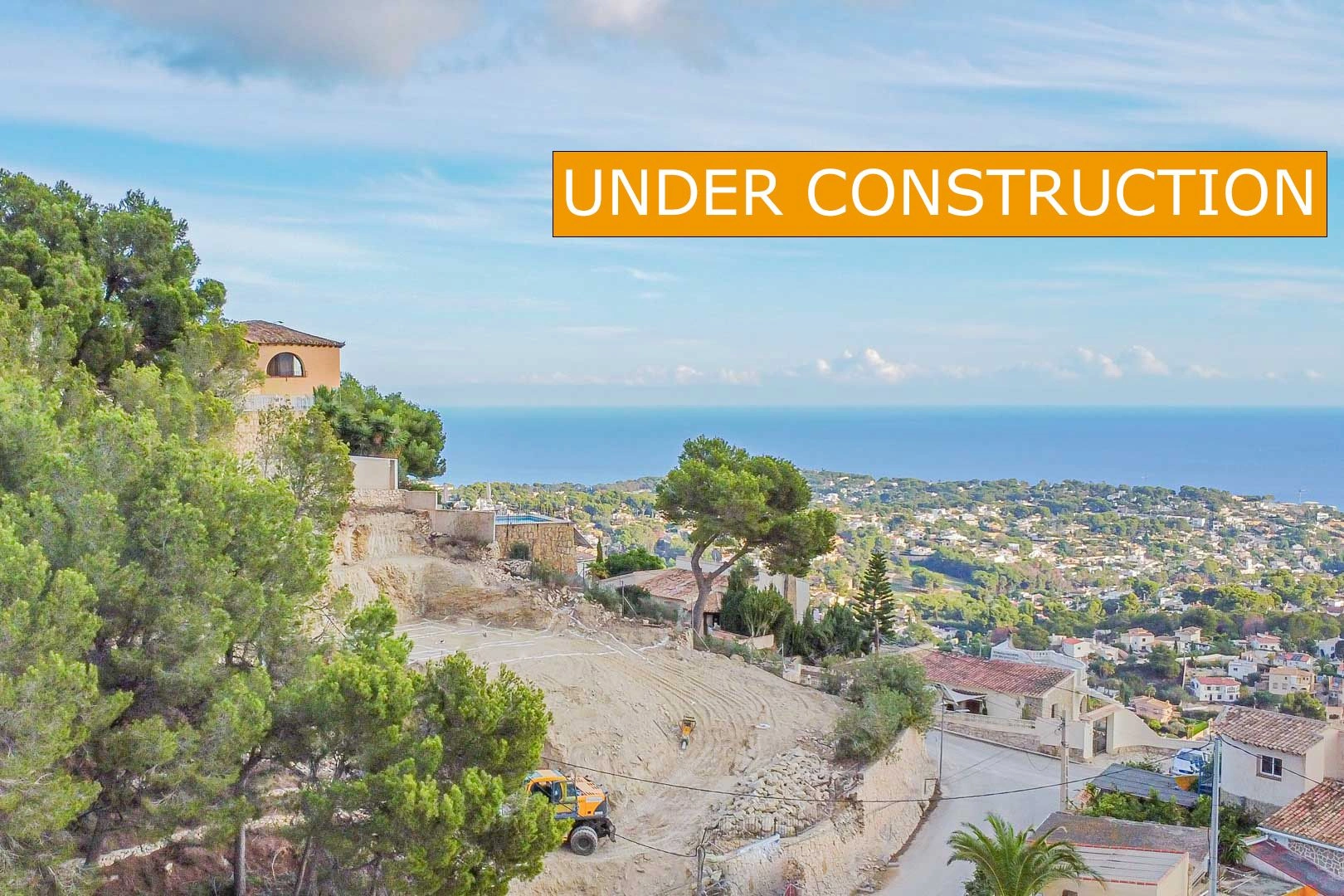 Exklusives Anwesen im Bau, mit herrlichem Blick auf das Meer und den Peñón de Ifach.