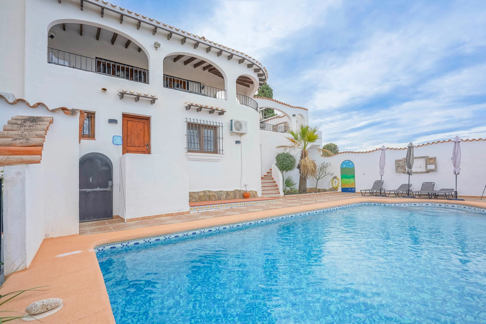 Gran chalet con casa de invitados en venta en Monte Pego