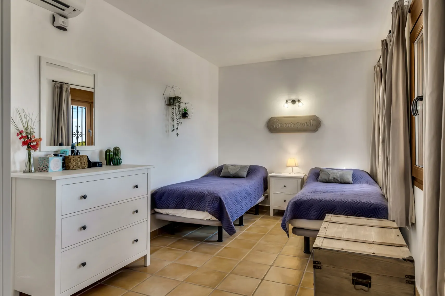 Villa in vendita a Benissa su terreno pianeggiante a pochi metri dalla spiaggia La Fustera