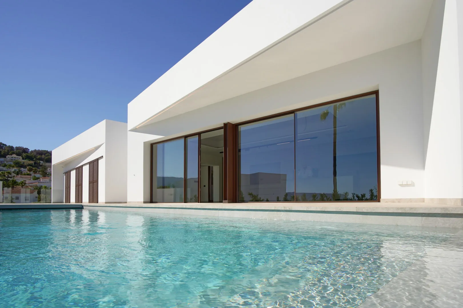 AR55225 - Exclusiva villa moderna cerca de la playa de La Fustera