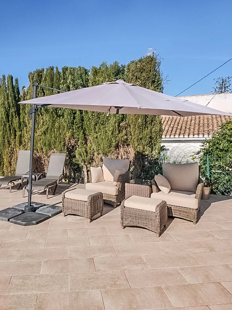 Villa with independent apartment for sale in Jávea