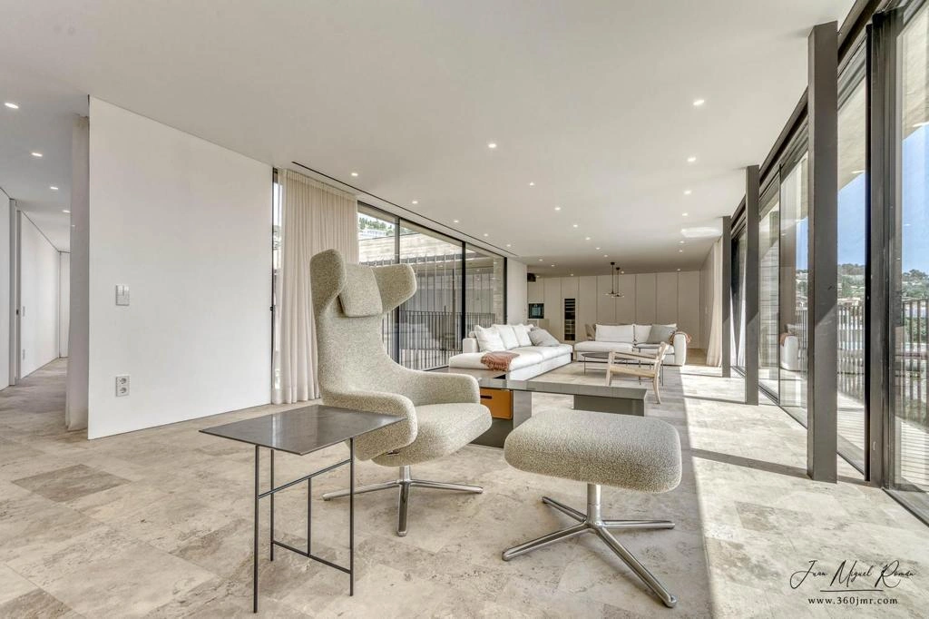 Preciosa villa moderna con un diseño único en venta en Benissa
