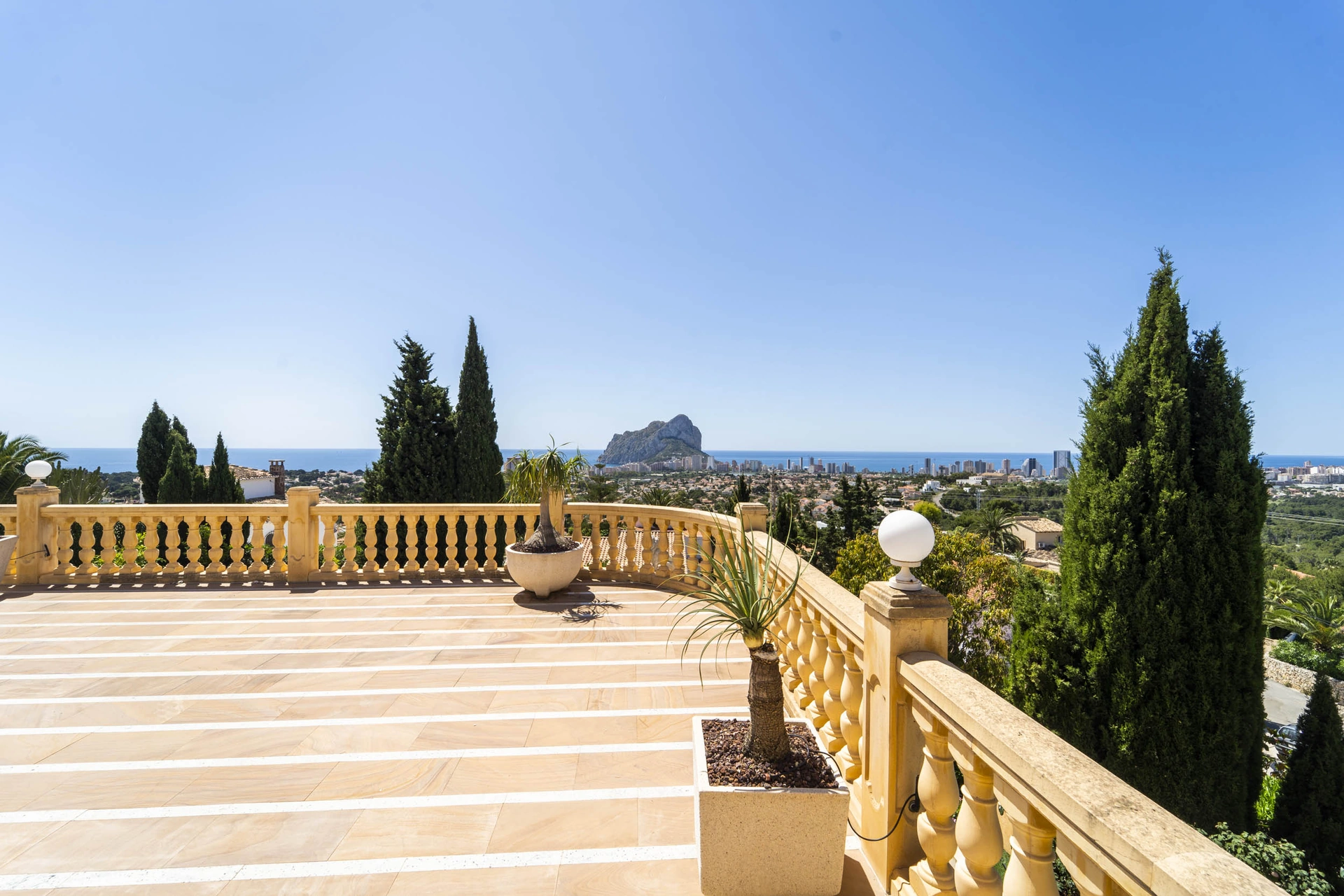 AR200827 - Grande villa tradizionale con vista sul mare in vendita a Calpe