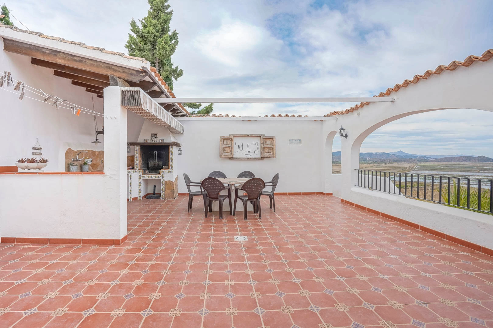 Gran chalet con casa de invitados en venta en Monte Pego