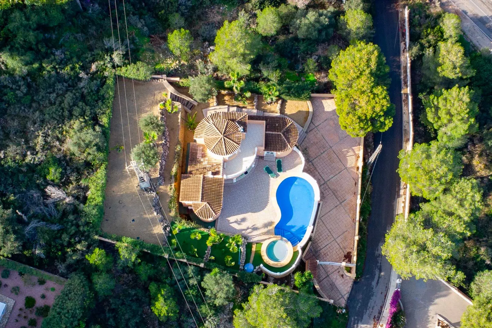 Villa de luxe exclusive à vendre à Javea avec vue panoramique.