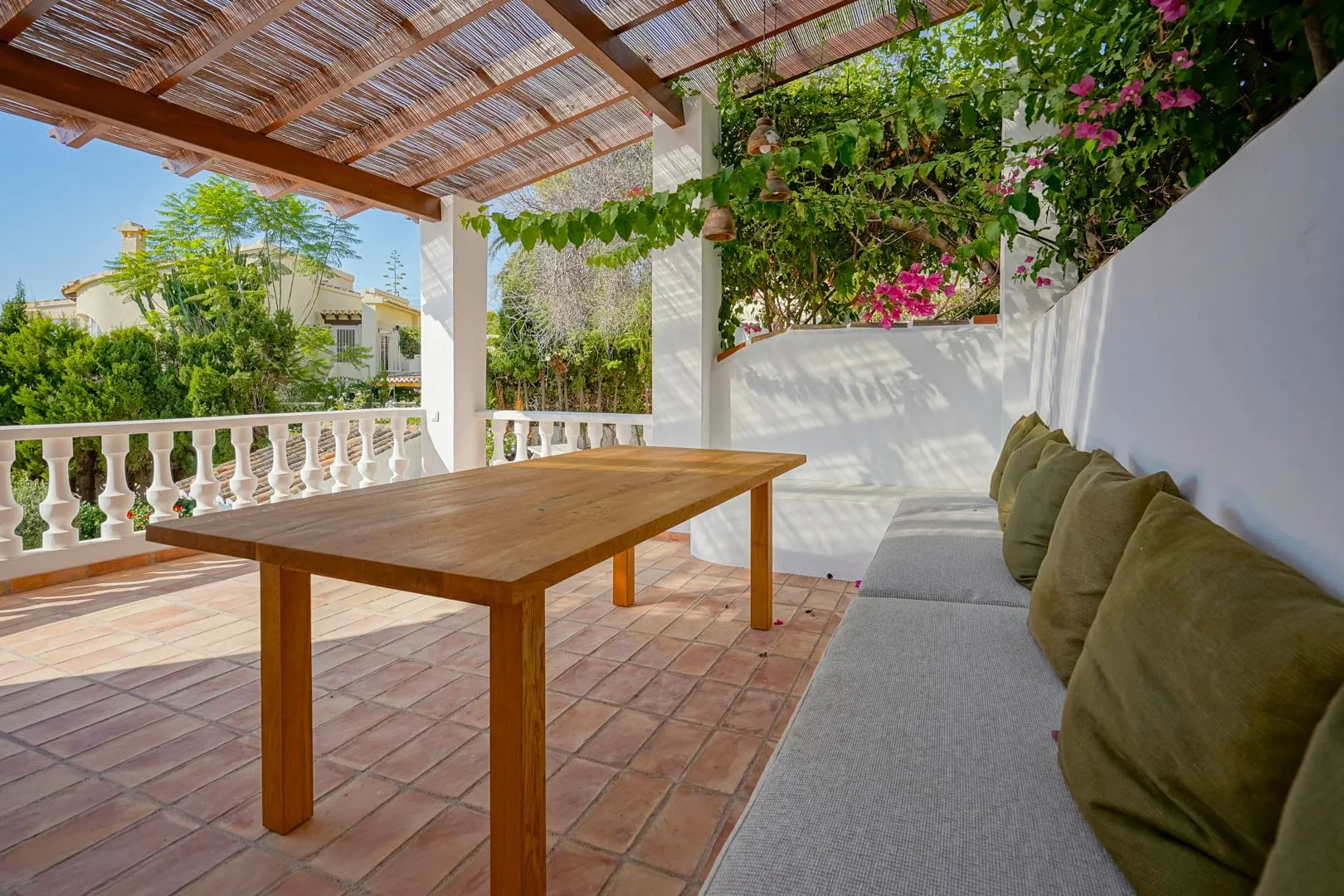 Exklusive renovierte mediterrane Villa mit 4 Schlafzimmern und Meerblick zum Verkauf in Moraira.