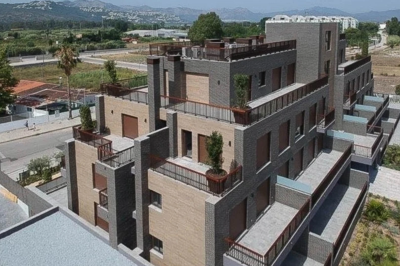 Planta baja en venta cerca de la playa en Denia.