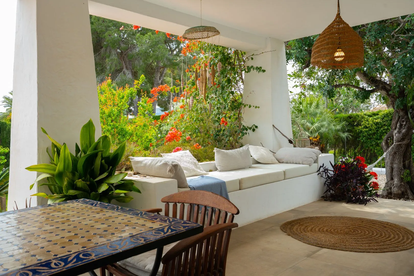 Encantadora villa junto al Montgó con piscina y casa de invitados - 5