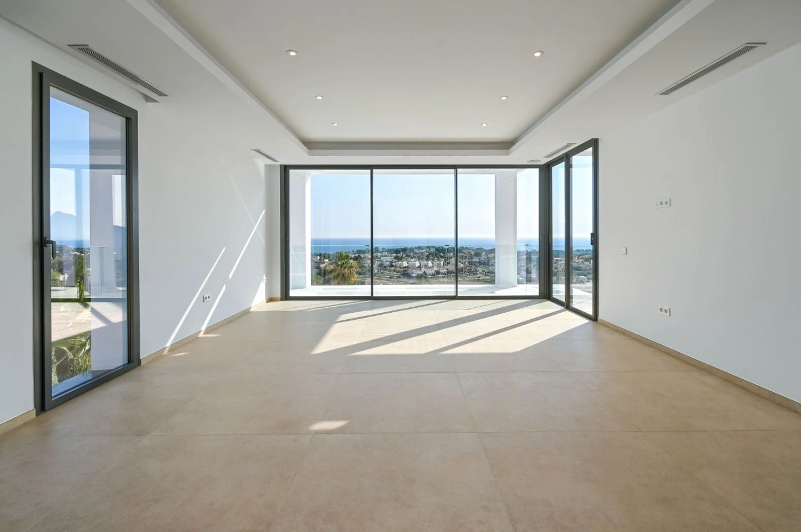 Moderna villa de nueva construcción en venta en Calpe