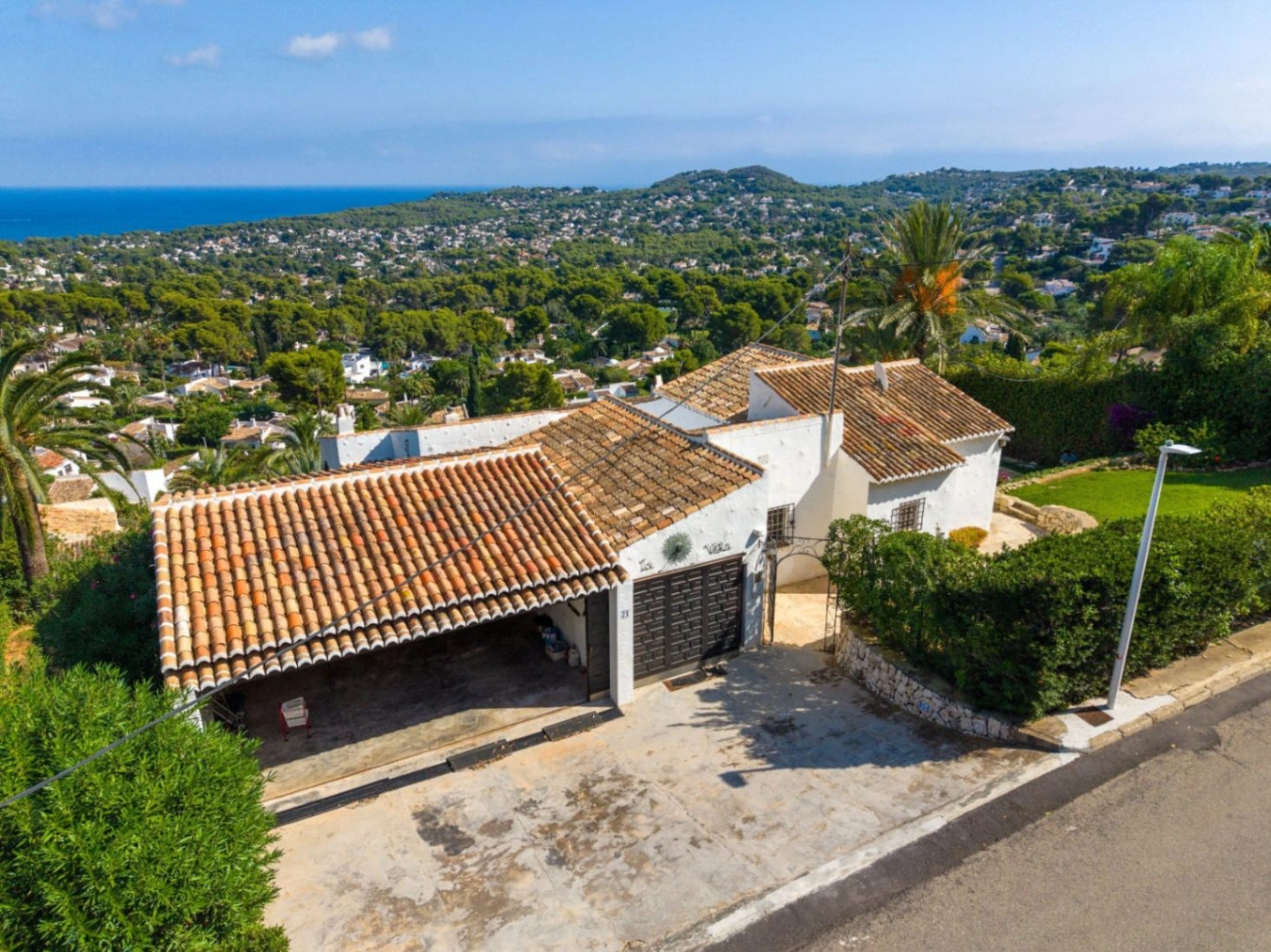 Mediterraanse villa met panoramisch uitzicht op zee te koop in Jávea