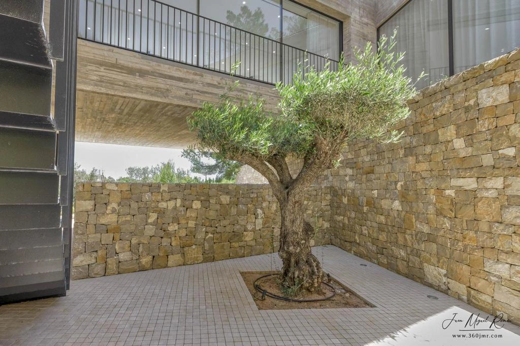 Preciosa villa moderna con un diseño único en venta en Benissa