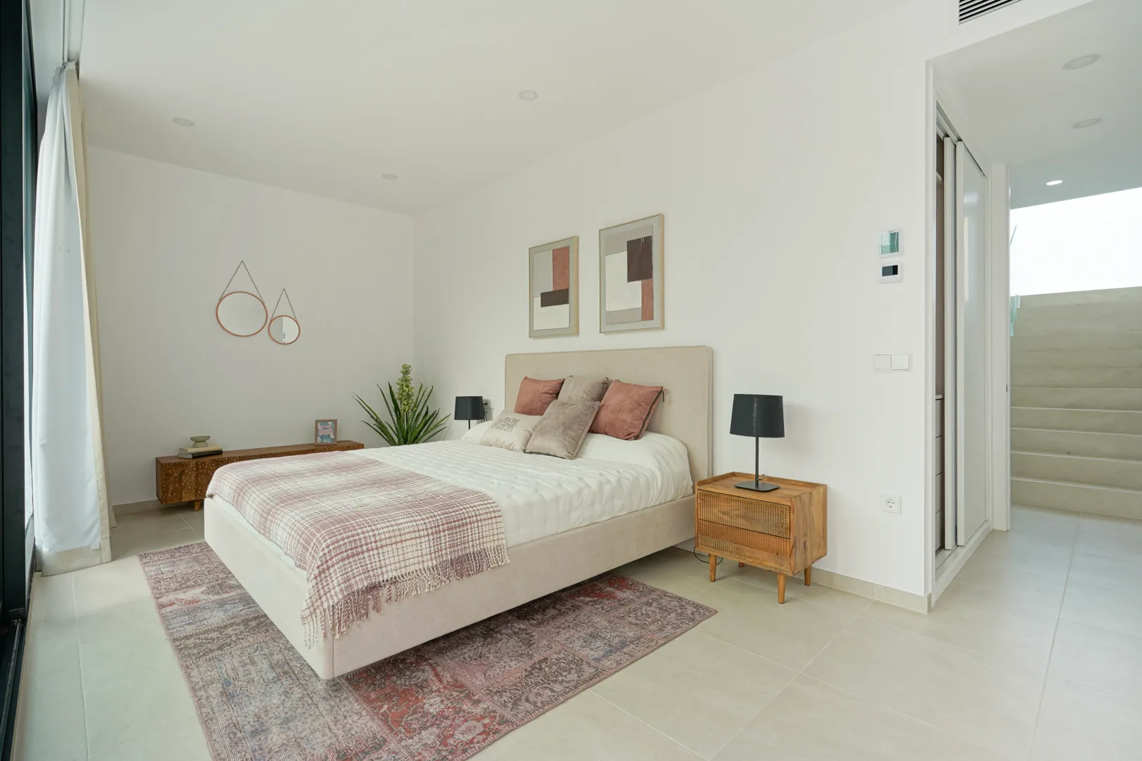 Moderne nieuwbouw geschakelde chalet te koop in Calpe